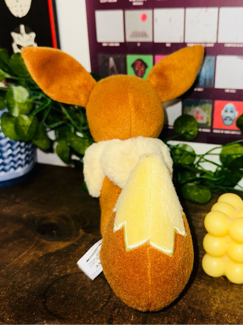 Pokemon Eevee TOMY Pokémon Plush - Picture 6 of 8